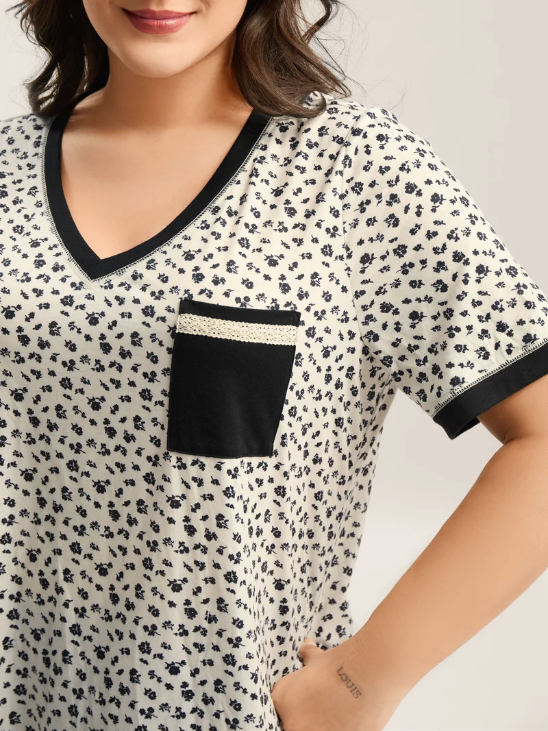 Stretchy Delicate Floral Print Contrast T-Shirt