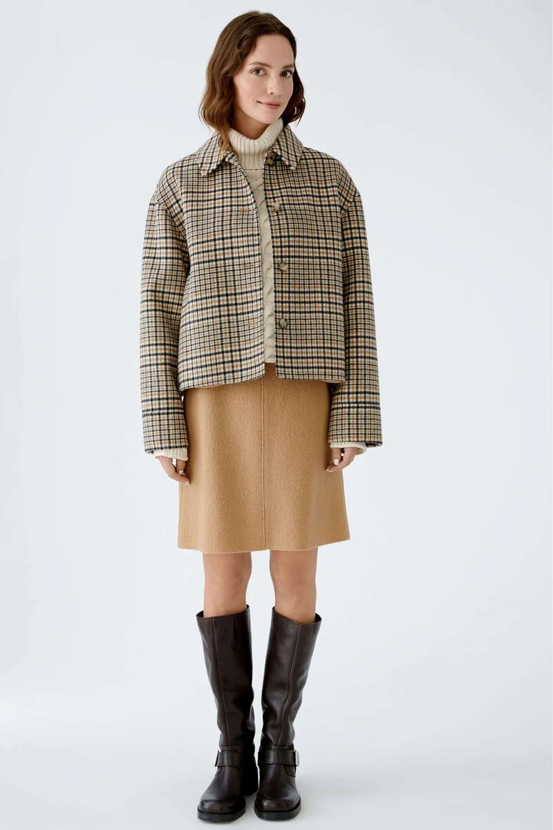 Jupe courte en lainage, taille haute