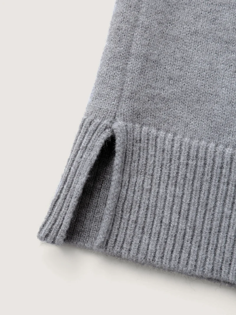 Bow Detail Ribbed Hem Pullover