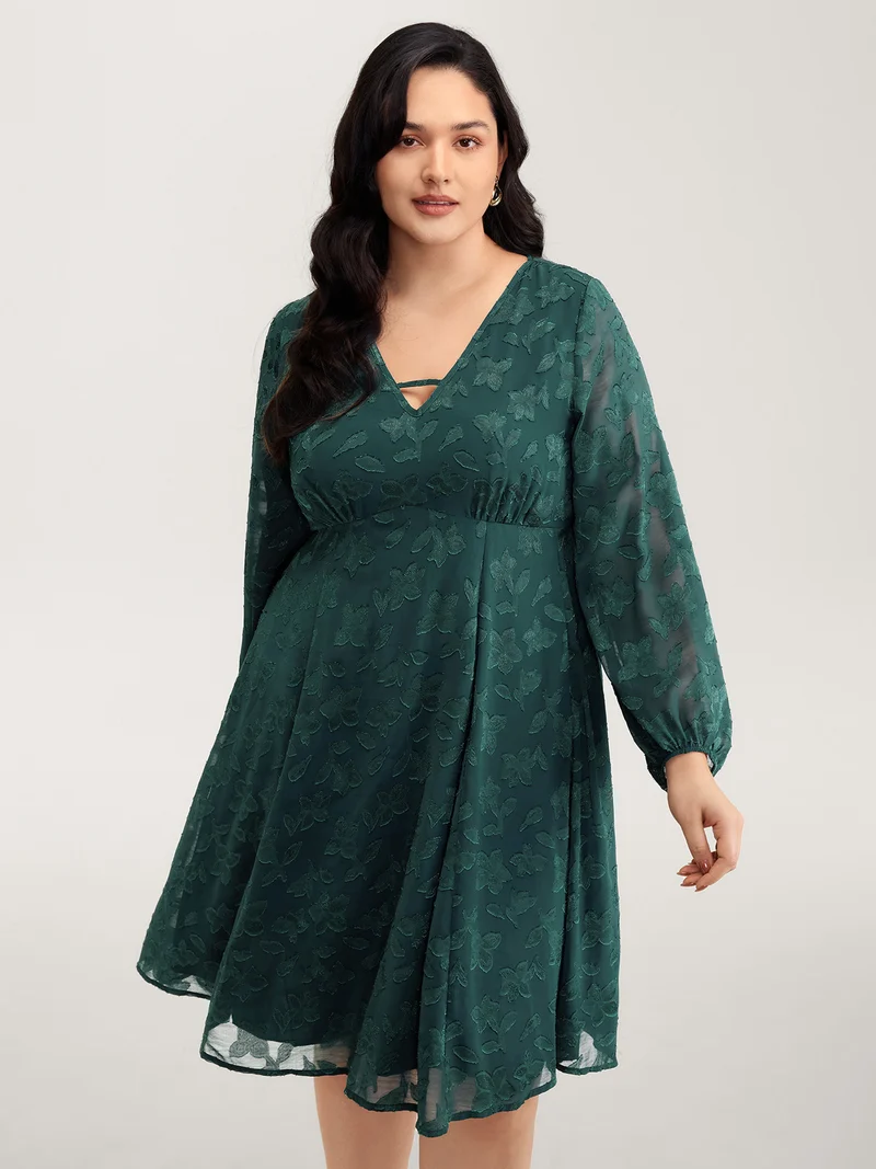 Textured Pockets Lined Midi Dress