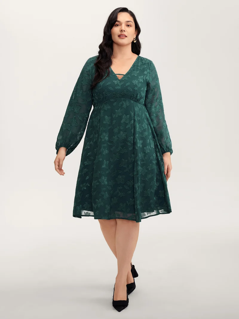 Textured Pockets Lined Midi Dress