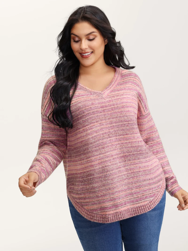 Ribbed Texture Curvy Hem V-Neck Pullover