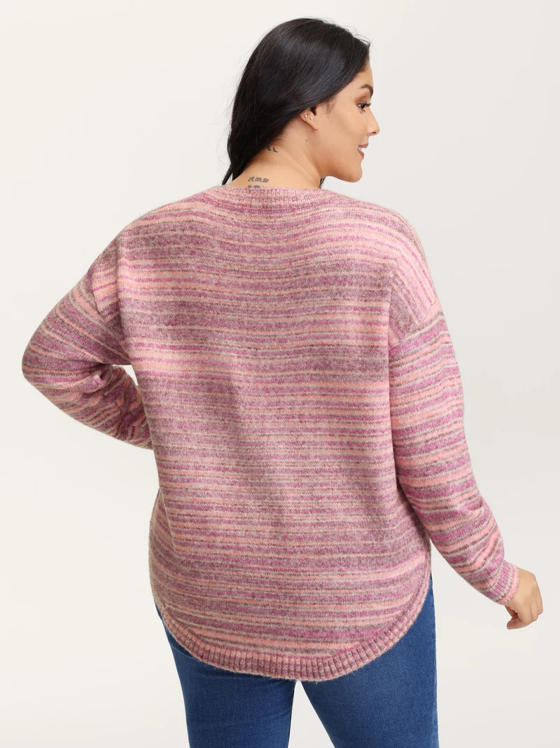 Ribbed Texture Curvy Hem V-Neck Pullover