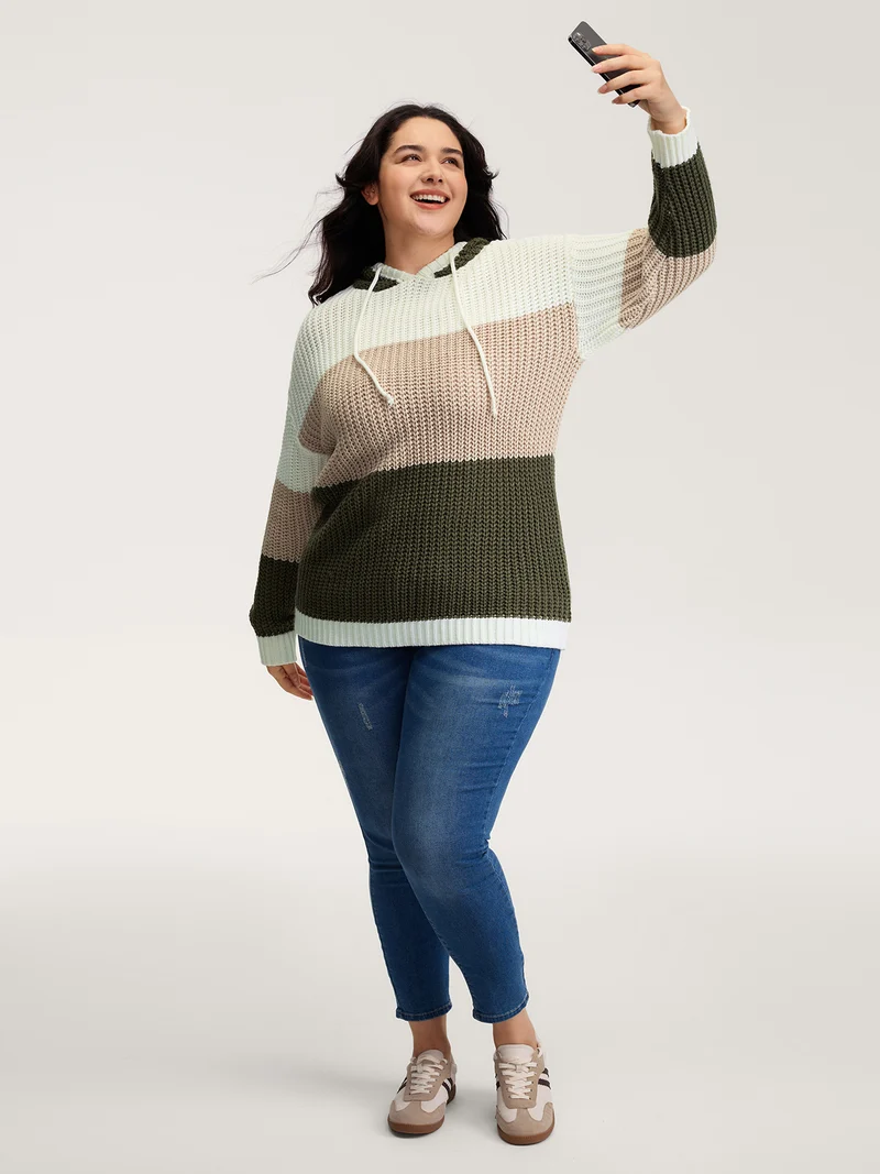 Colorblock Hooded Textured Pullover