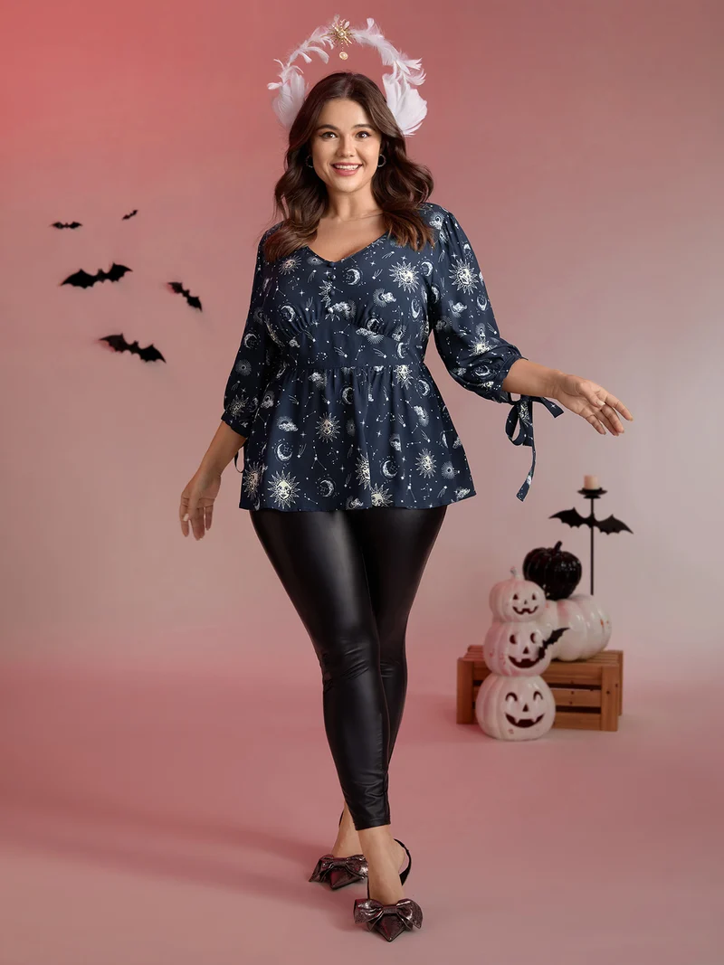 Star and Moon Print Sleeve Tie Blouse