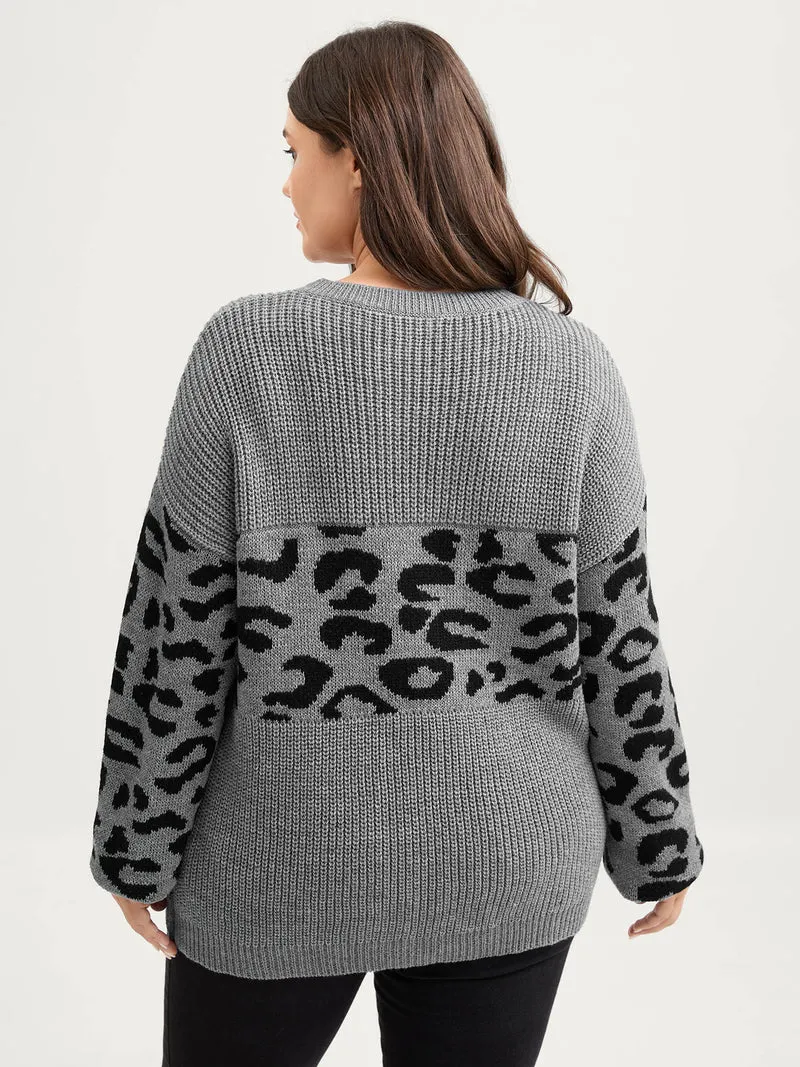 Leopard Print Round Neck Textured Pullover