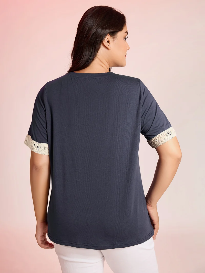 Owl Embroidery Round Neck Contrast T-Shirt