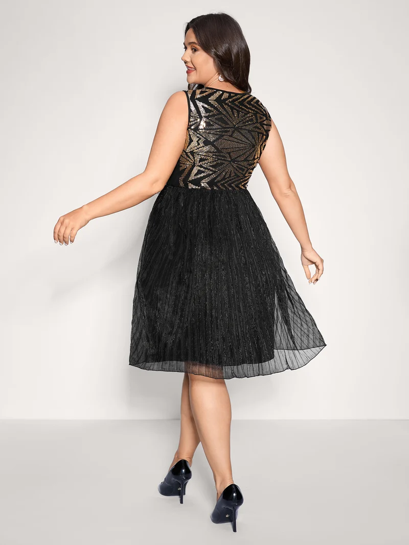 Shimmery Padded V-Neck Pleated Midi Dress