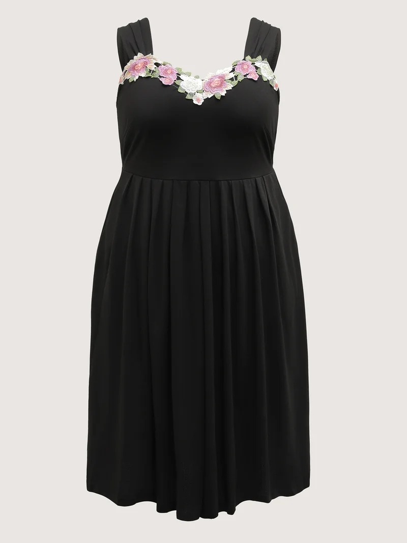 Floral Embroidered Neckline Lace Trim Midi Dress