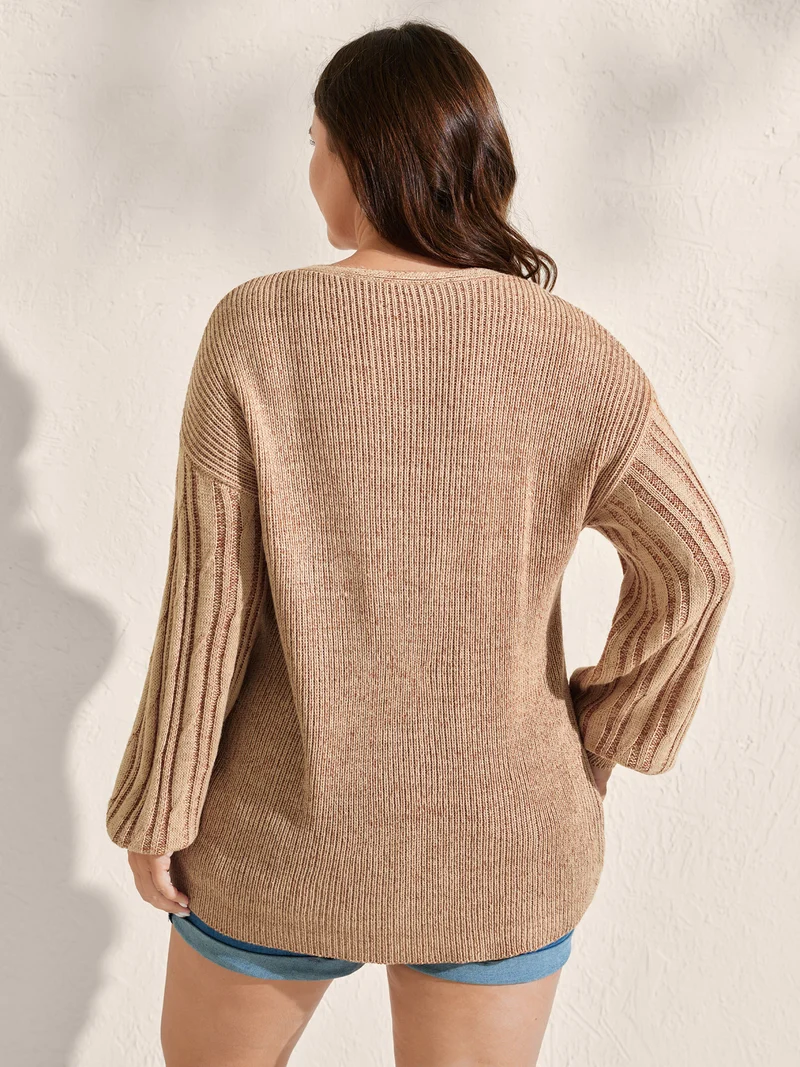 Wavy Textured Round Neck Pullover