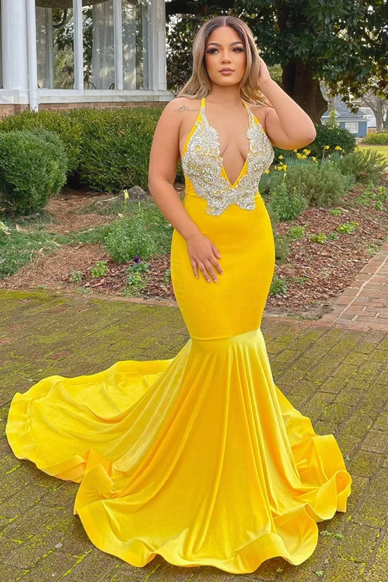 Robe de bal sirène jaune élégante à col en V et licou avec détails appliqués