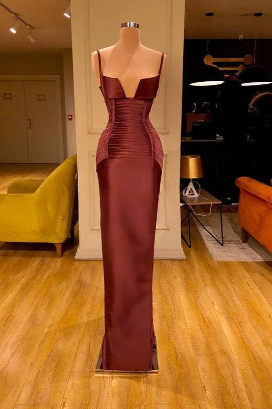 Robe de bal sirène bordeaux élégante, bretelles spaghetti, col en V