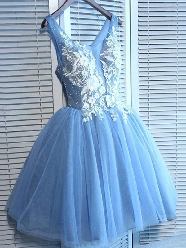 Robe de soirée élégante bleue à col en V, manches courtes et appliqués