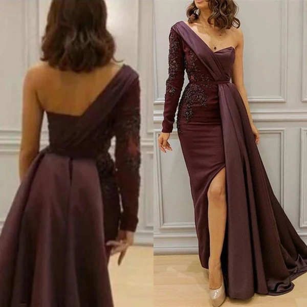 Robe fourreau longue élégante à une épaule avec appliques : parfaite pour les soirées