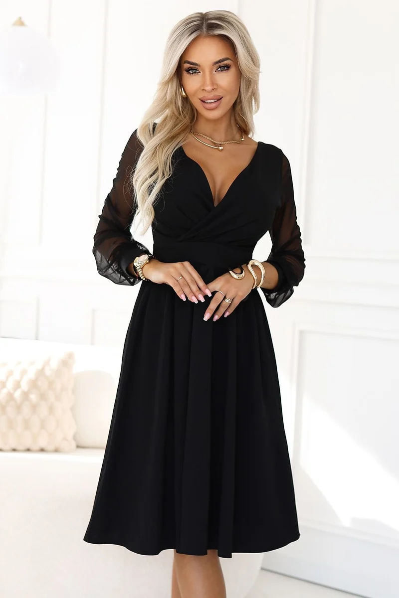 Robe évasée noire chic manches transparentes