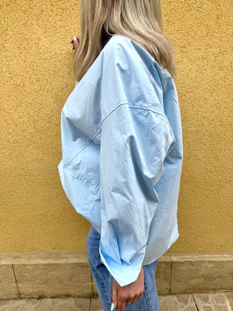 Chemise méga loose Lily bleu ciel