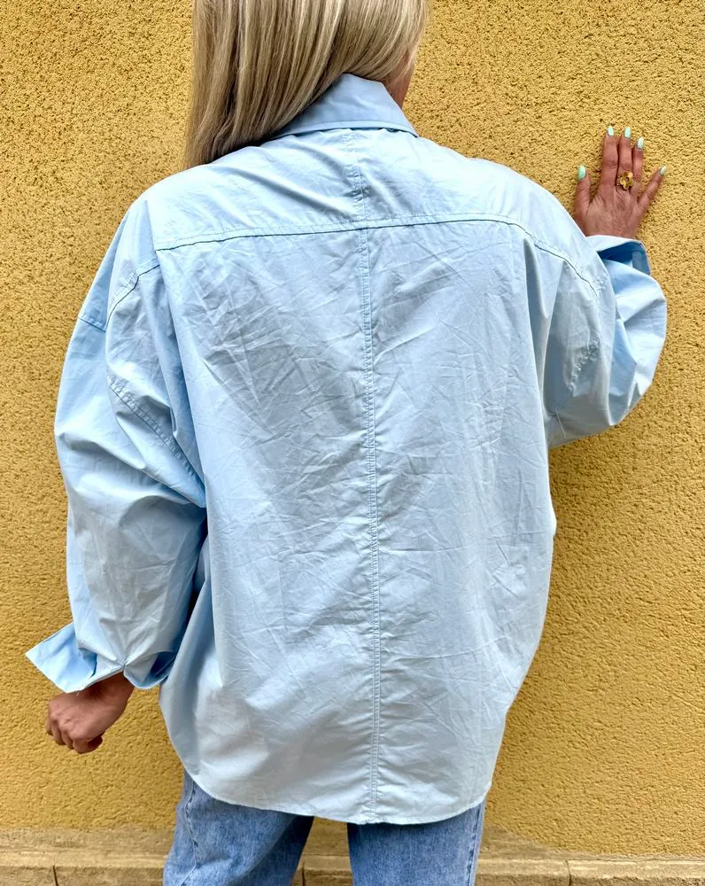 Chemise méga loose Lily bleu ciel