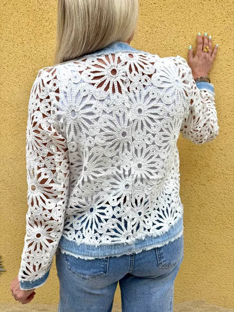 Veste en dentelle Jade