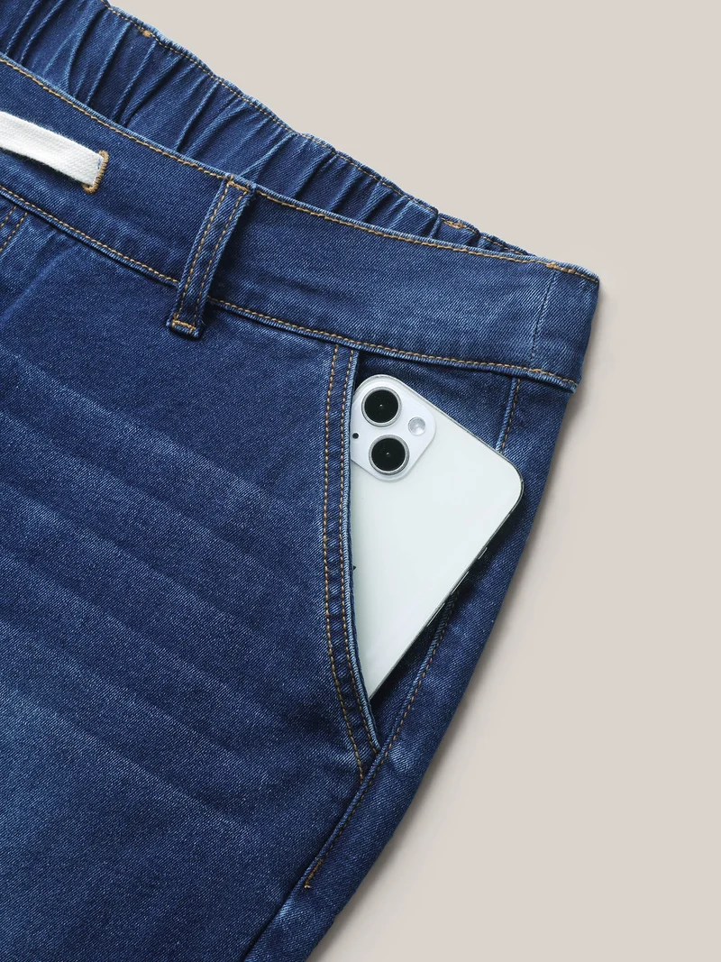 Stretchy Waist Pull-On Jogger Jeans