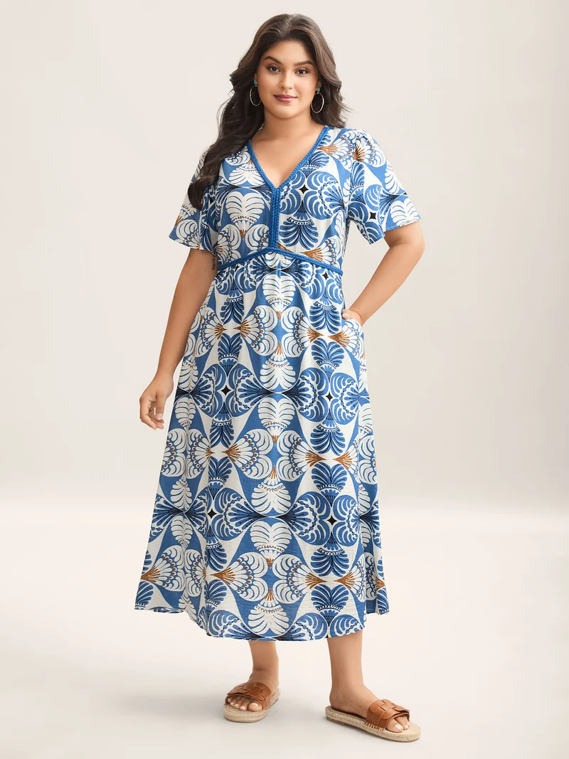 Shell Print Lace Detail Flowy Maxi Dress