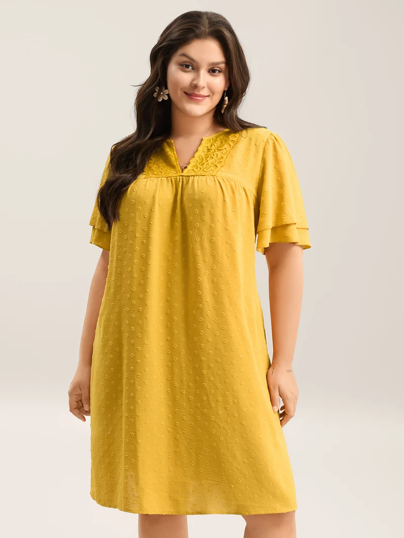 Textured Cut-Out Lace Pockets Midi Dress