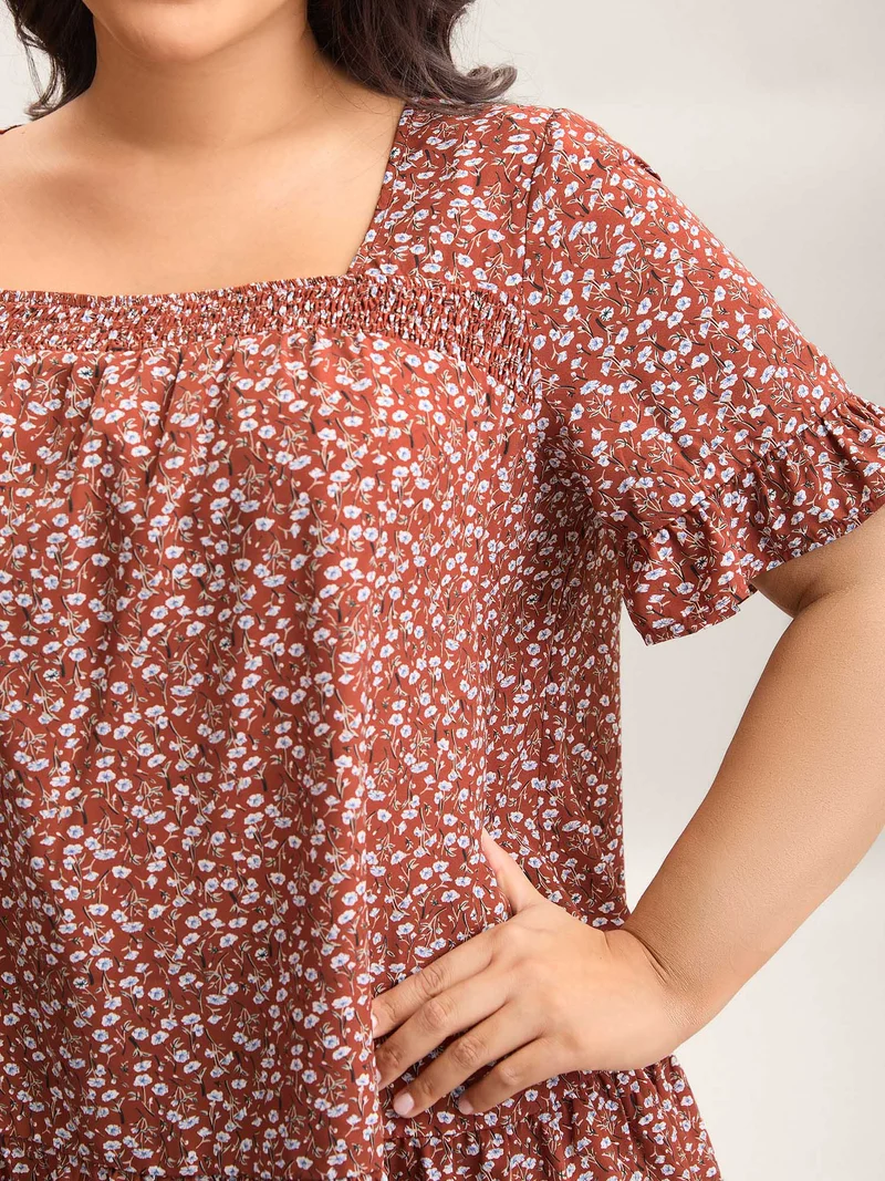 Ditsy Floral Print Ruffled Hem Blouse