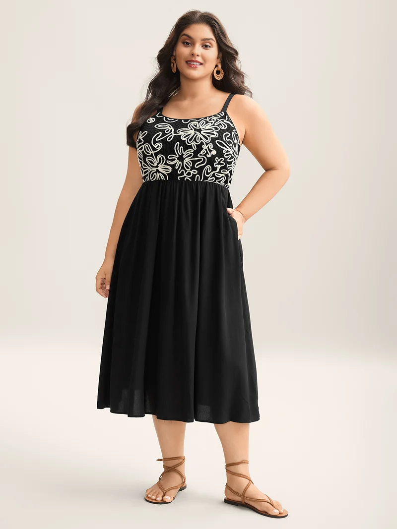Floral Embroidered Pockets Spliced Midi Dress