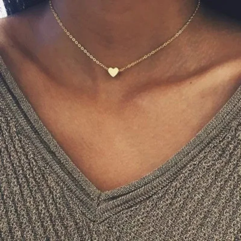 Collier femme à trois couches avec chaînes perlées
