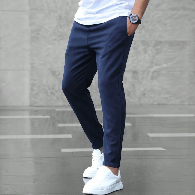 Pantalon homme coupe ajustée