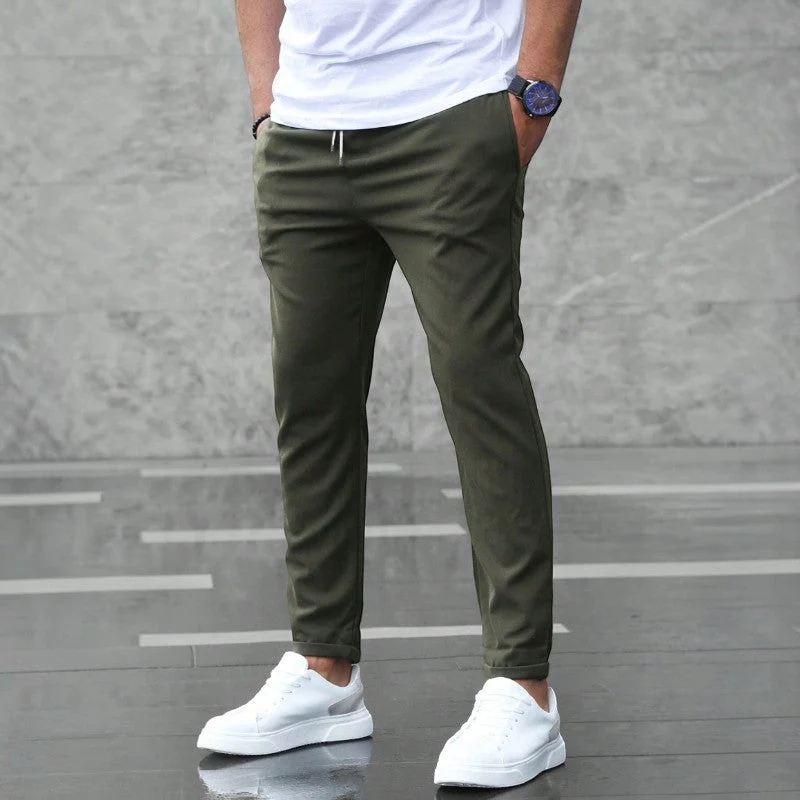 Pantalon homme coupe ajustée