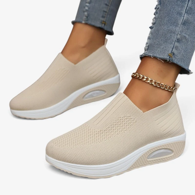Chaussures compensées femme à enfiler