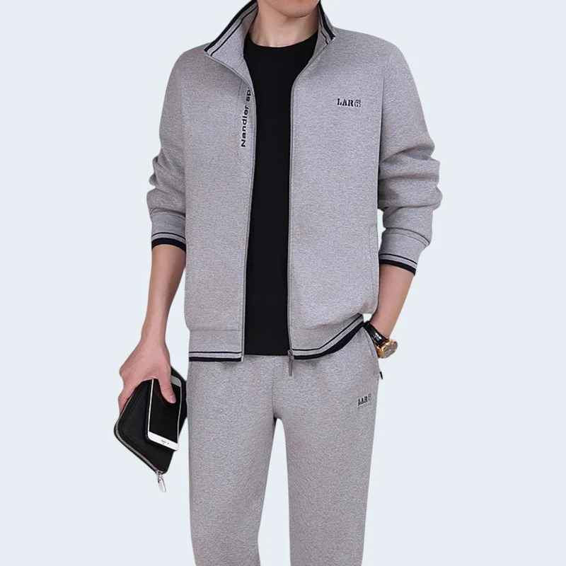 Survêtement homme 2 pièces avec veste zippée et pantalon assorti