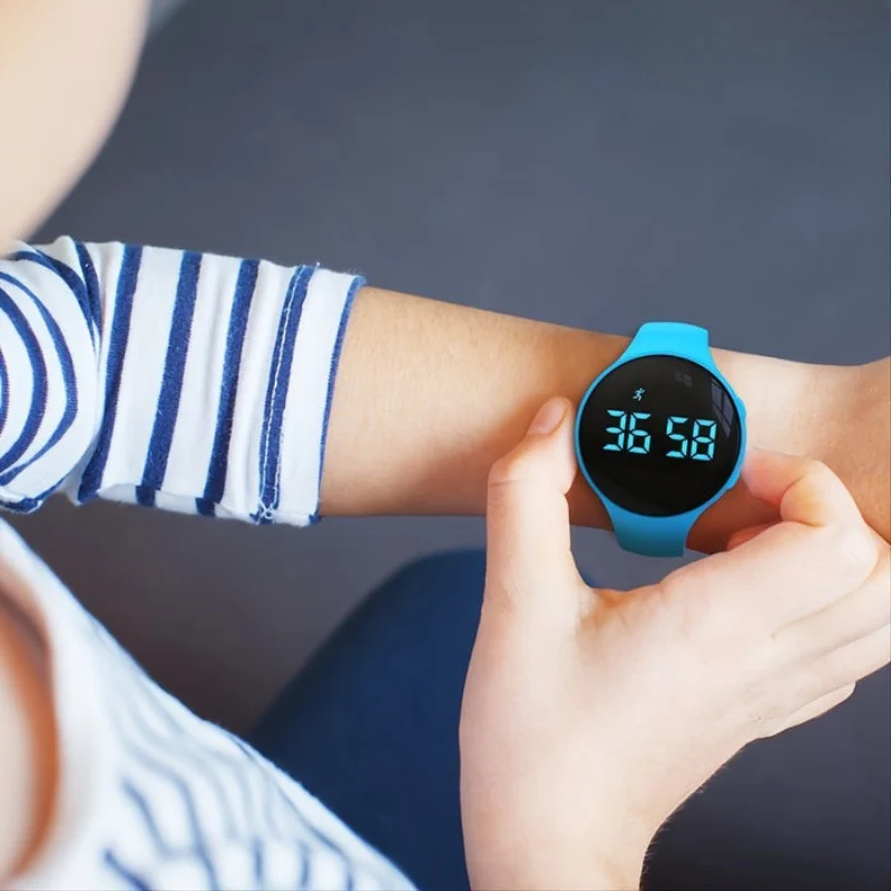 Montre numérique avec alarme