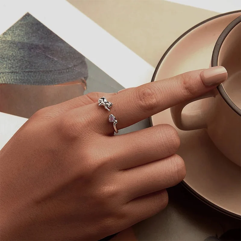 Bague femme ouverte avec chat et cœur