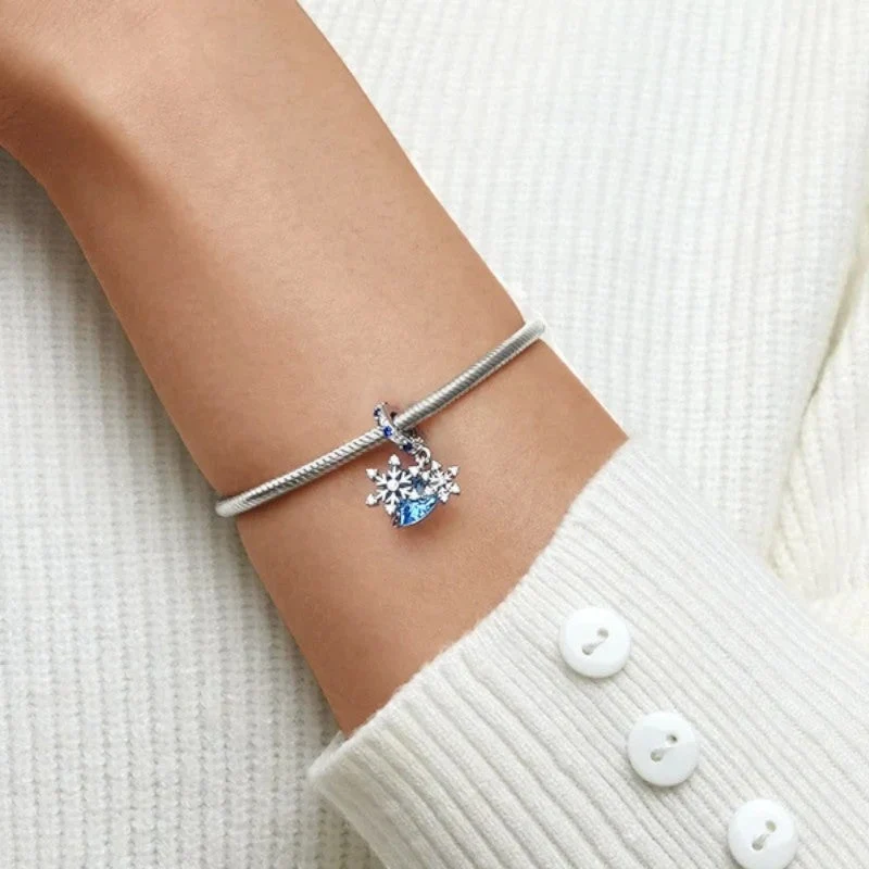 Breloque flocon de neige pour femme avec pendentif cœur