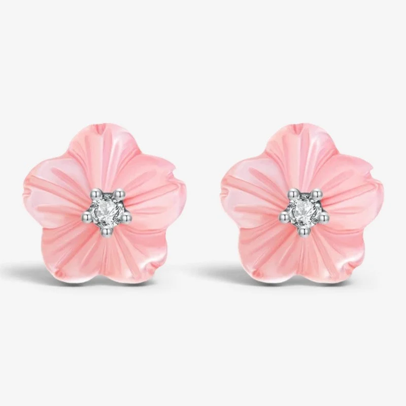 Boucles d’oreilles femme petite fleur