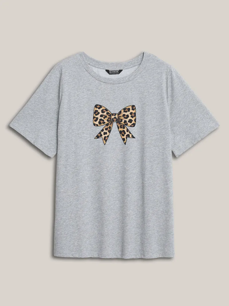 Leo Bow Pattern Round Neck T-Shirt