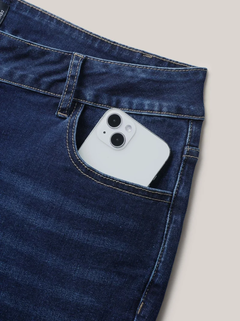 Skinny-Fit Cropped Mid-Rise Jeans