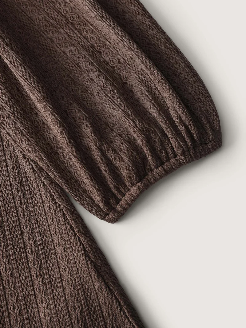 Textured Wide Waist-Tie Knee-Length Dress