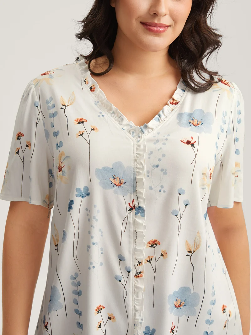 Floral Print Ruffled Placket Blouse