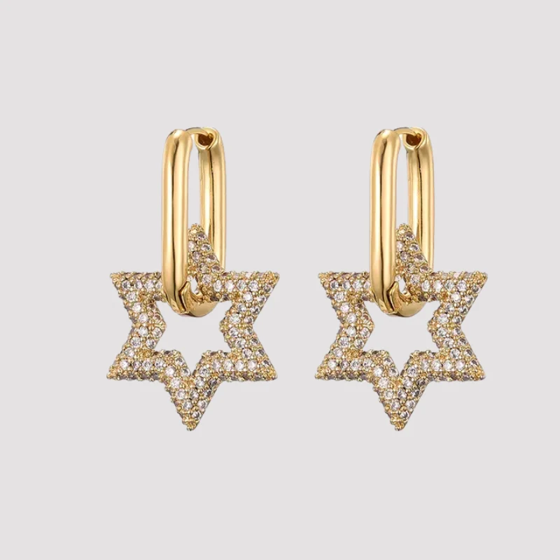 Boucles d’oreilles créoles pour femme avec motif étoile