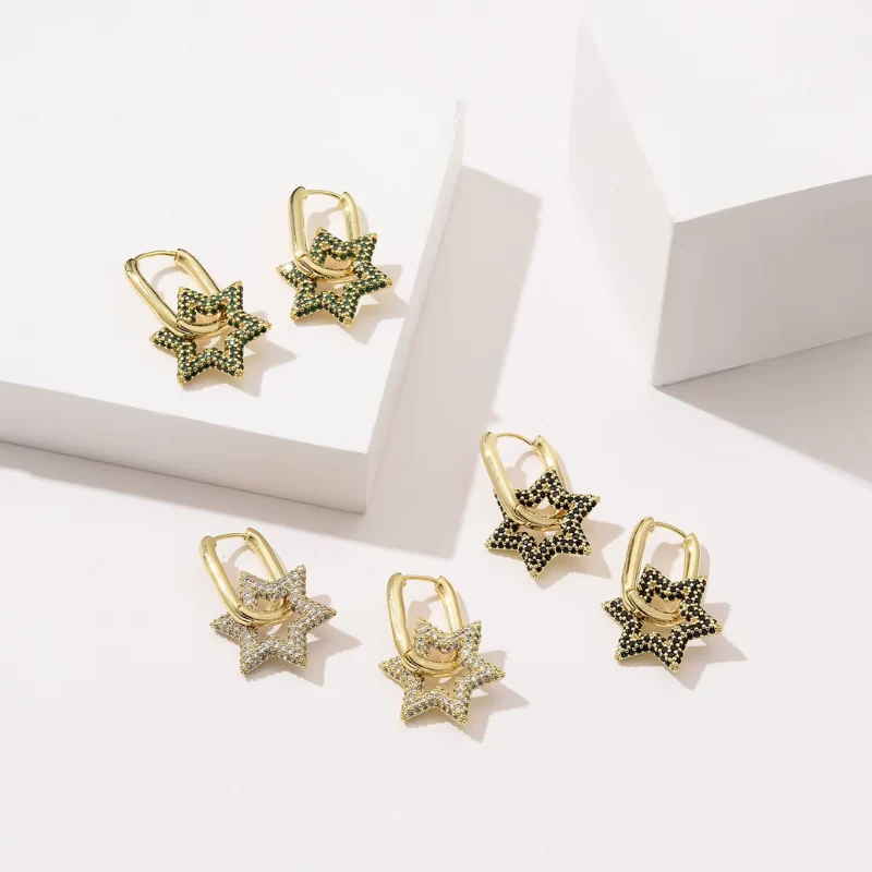 Boucles d’oreilles créoles pour femme avec motif étoile