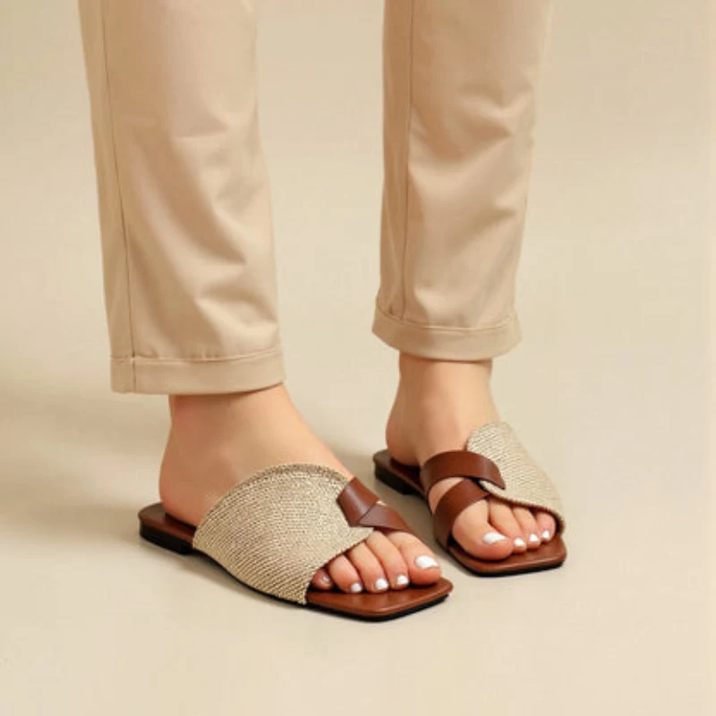 Sandales à enfiler pour femme à brides croisées
