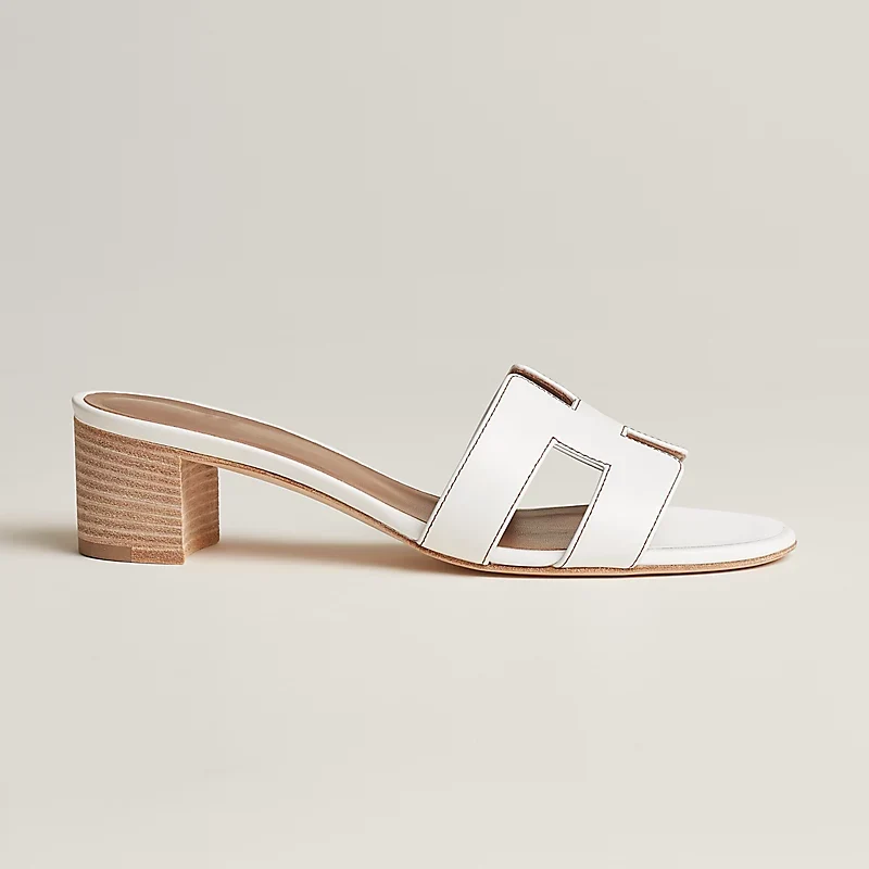 Sandales femme à enfiler avec talon carré