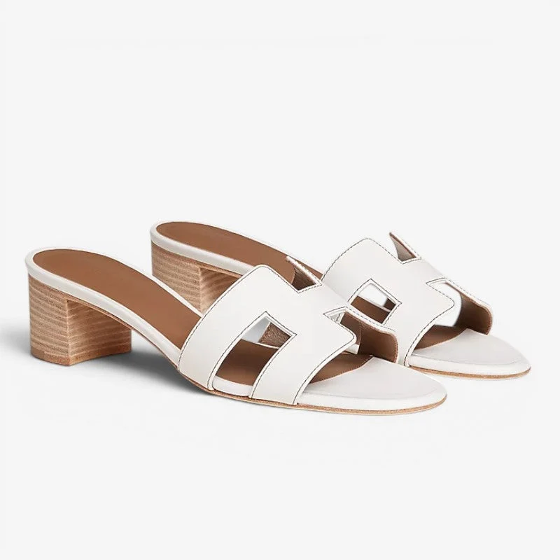 Sandales femme à enfiler avec talon carré