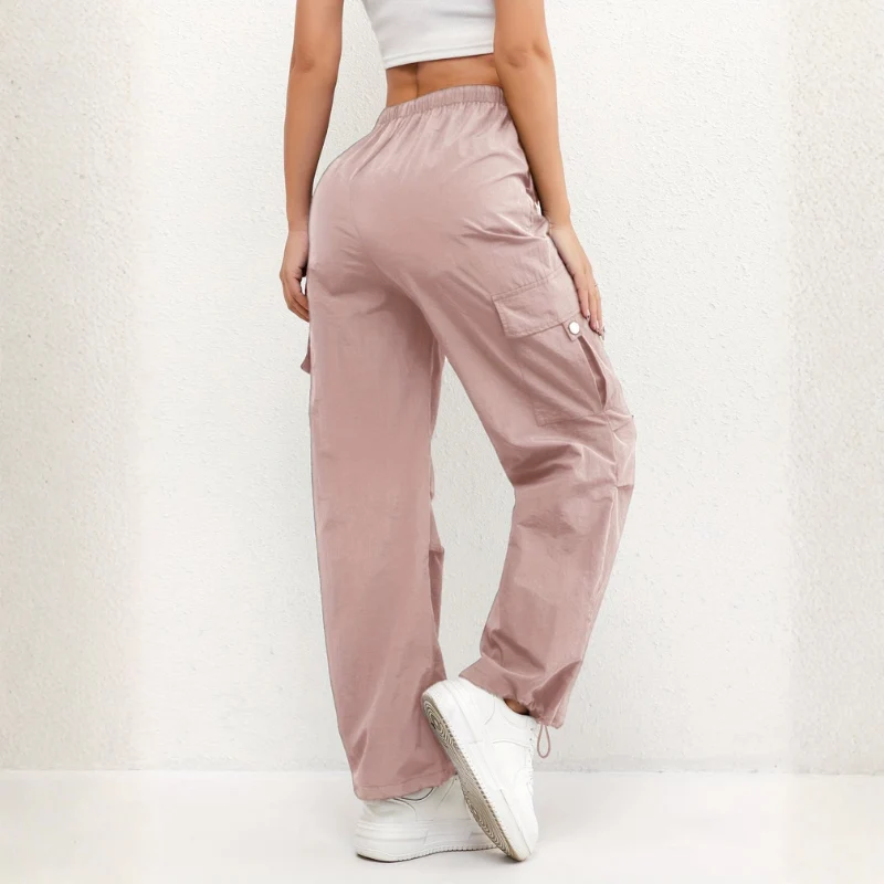 Pantalon femme coupe large avec multiples poches