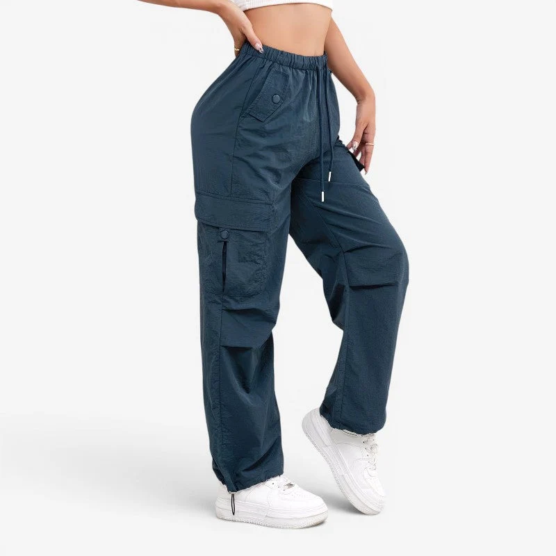 Pantalon femme coupe large avec multiples poches