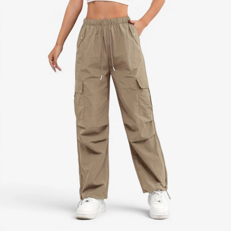 Pantalon femme coupe large avec multiples poches