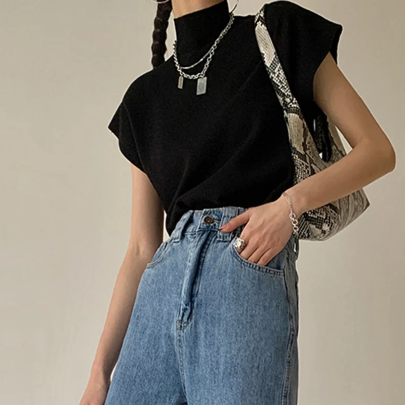 Blouse femme côtelée manches courtes col montant