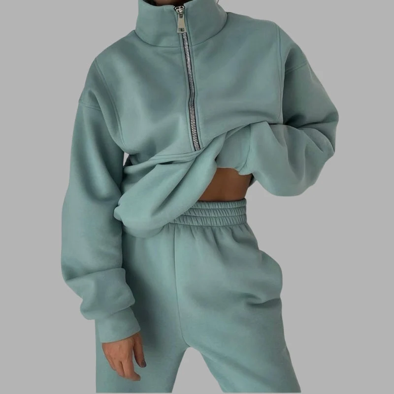 Ensemble coordonné confortable avec hoodie zippé et pantalon
